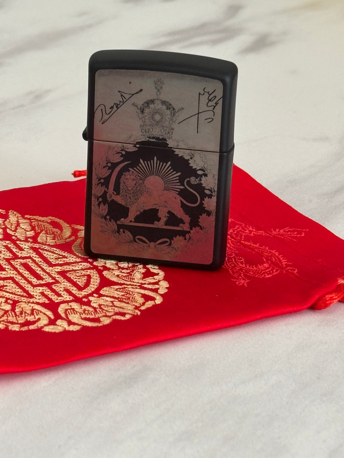 Pahlavi Signatures Lion & Sun Zippo | فندک زیپو شیر و خورشید با امضای محمدرضا پهلوی و شاهزاده رضا پهلوی